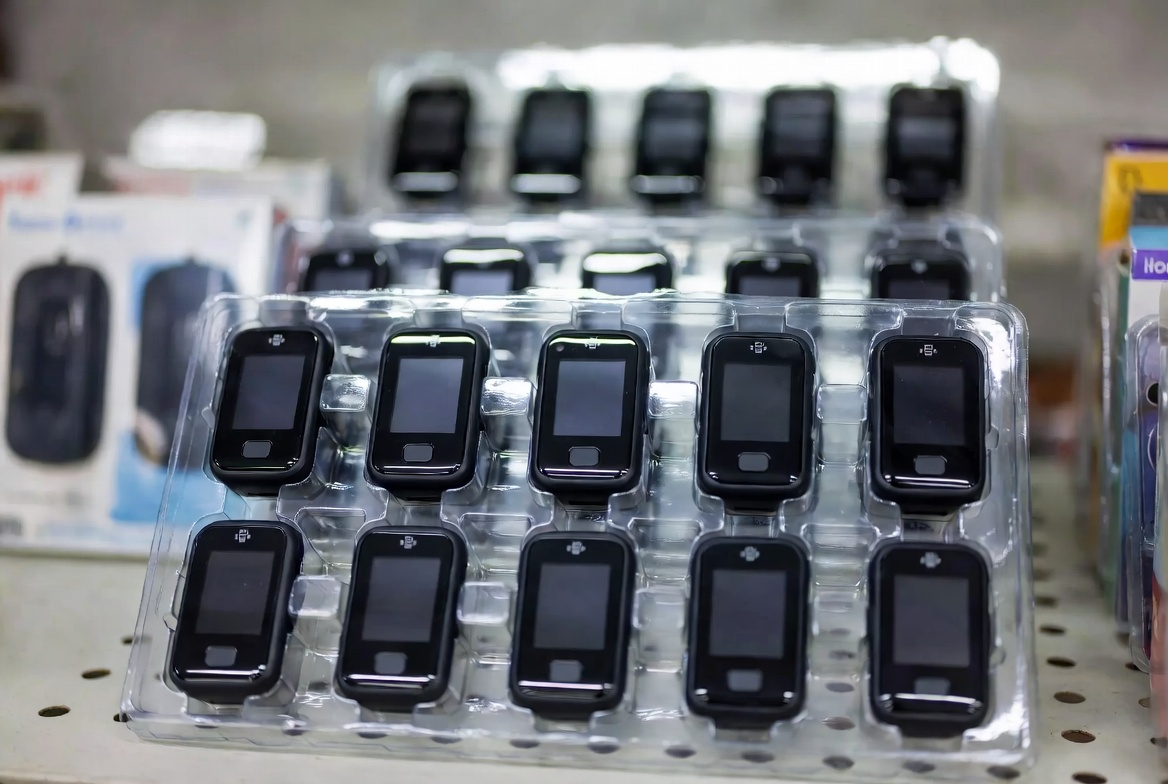 吸塑包装全解析：从PVC到PETG，如何为您的电子产品选对材质？